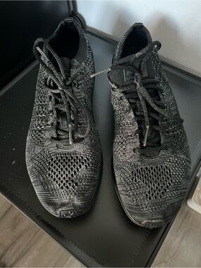 Nike flyknit racer size 6